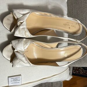 Kate Spade ♠️ Vero Cuoio Creme Heels